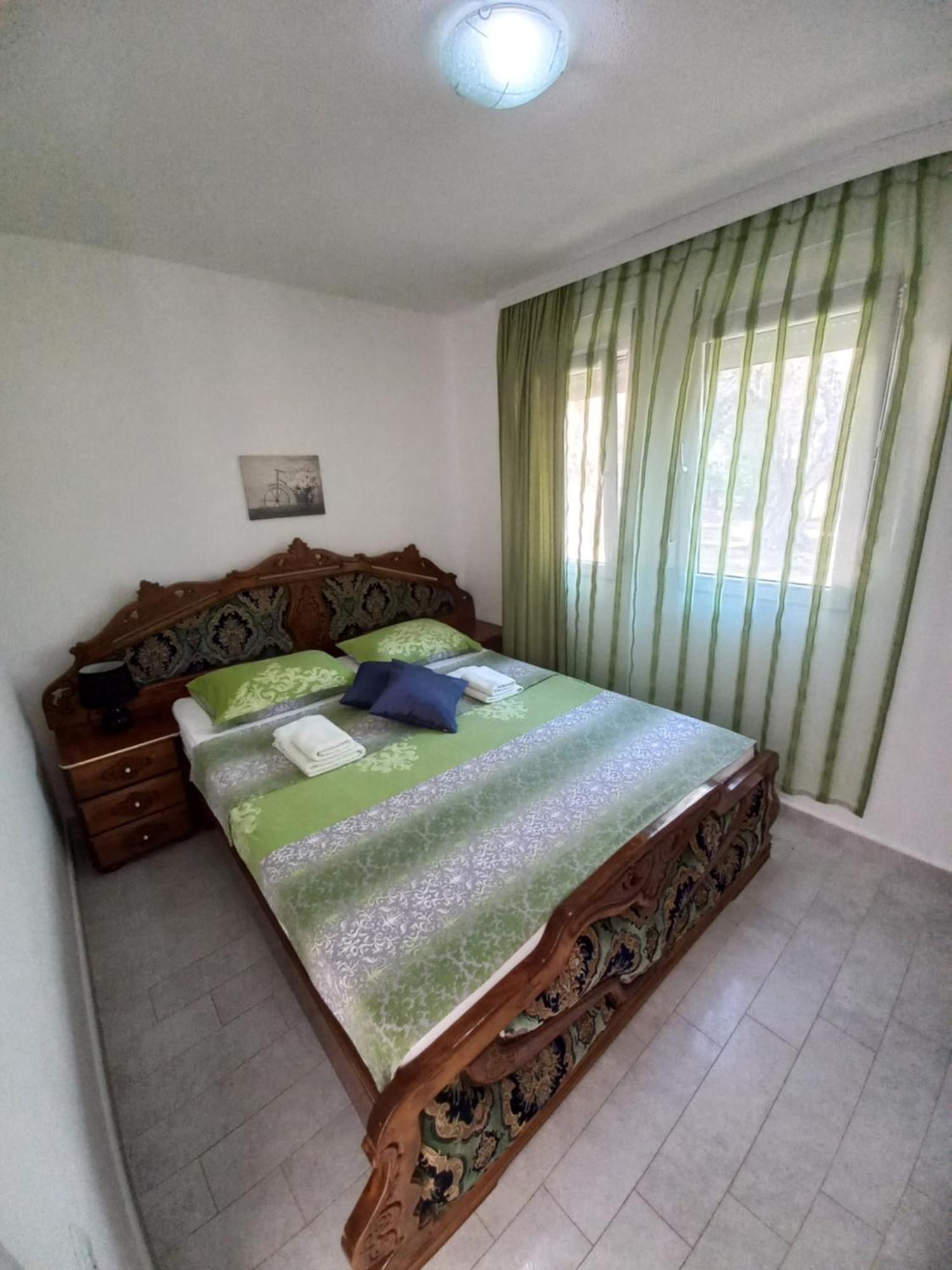 Nana Dea 2 Utjeha Quarto foto