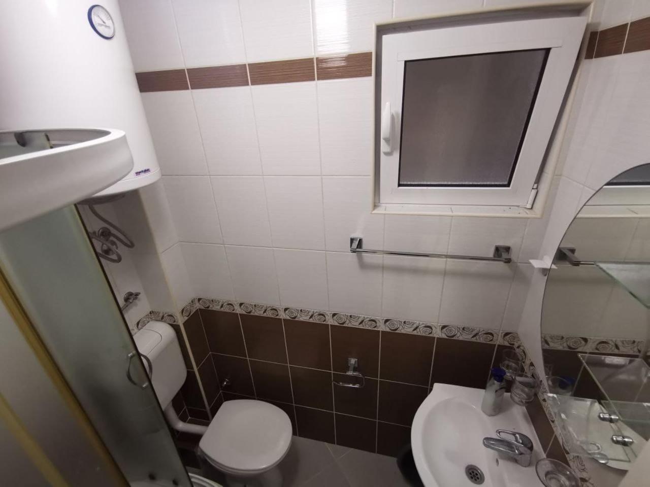 Nana Dea 2 Utjeha Quarto foto