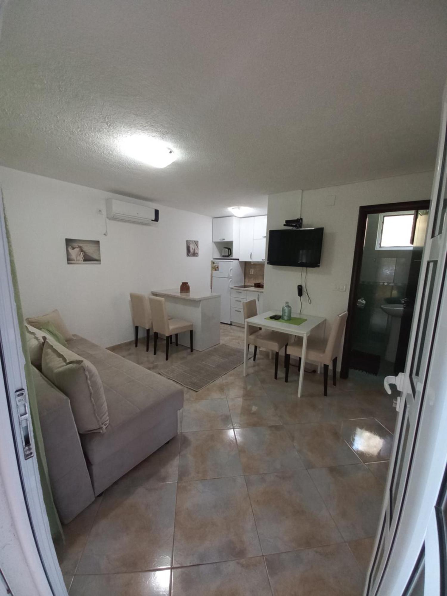 Nana Dea 2 Utjeha Quarto foto