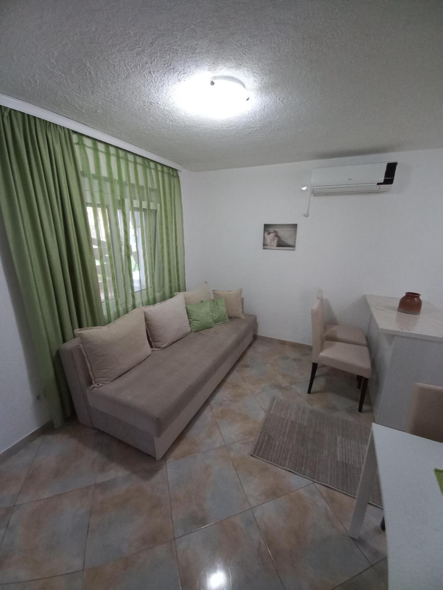 Nana Dea 2 Utjeha Quarto foto